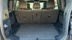 Land Rover Defender 3.0 D250 X-Dynamic SE 110 5dr Auto Diesel Estate